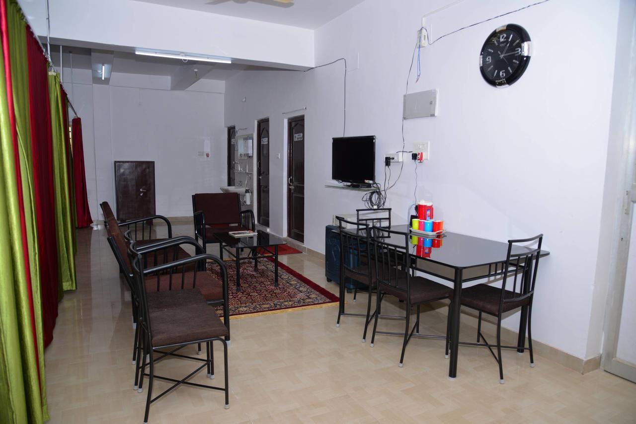 Hotel Tranquil Hospitality Bhubaneswar Zewnętrze zdjęcie